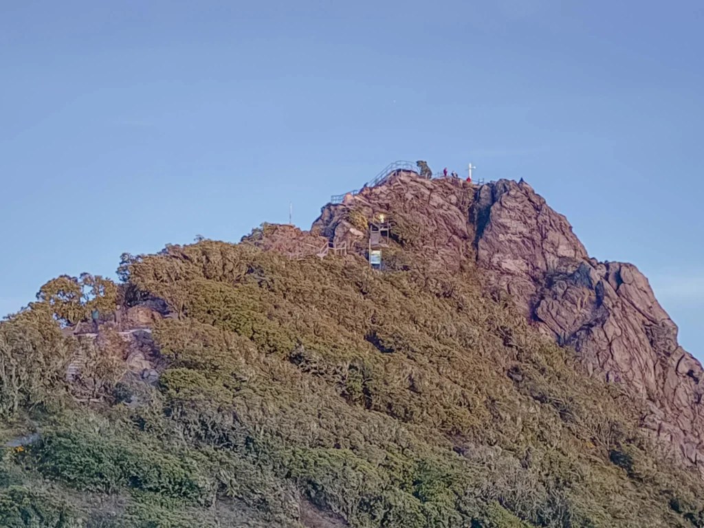 Cumbre del Volcán Barú al amanecer